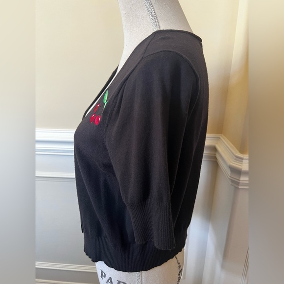 Torrid, Cherry Embroidered-Front Self Tie-short sleeves Vintage Black Cardigan. - Picture 6 of 9
